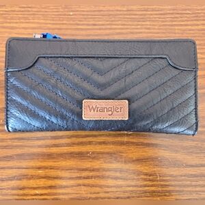 Wrangler Black Quilted Chevron Wallet with Brown Logo Patch NWT!